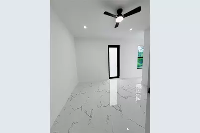 904 W 10th St, Lehigh Acres, FL 33972 - Photo 19