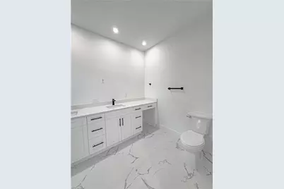 904 W 10th St, Lehigh Acres, FL 33972 - Photo 21