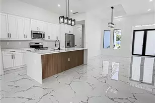 904 W 10th St, Lehigh Acres, FL 33972 - Photo 7