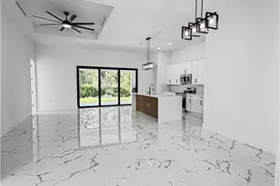 904 W 10th St, Lehigh Acres, FL 33972 - Photo 13
