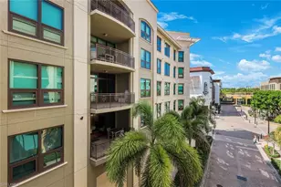 9123 Strada Pl, Naples, FL 34108 - Photo 21