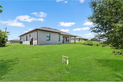 4002 22nd St SW, Lehigh Acres, FL 33976 - Photo 21