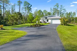 569 Desoto Blvd S, Naples, FL 34117 - Photo 3