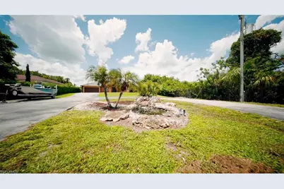 4085 16th Ave NE, Naples, FL 34120 - Photo 5