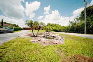 4085 16th Ave NE, Naples, FL 34120 - Photo 5