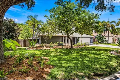 2667 River Reach Dr, Naples, FL 34104 - Photo 3