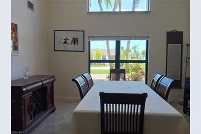 2727 SE 24th Pl, Cape Coral, FL 33904 - Photo 5