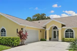 912 Belville Blvd, Naples, FL 34104 - Photo 3