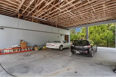 201 Perkins Dr, Naples, FL 34119 - Photo 45