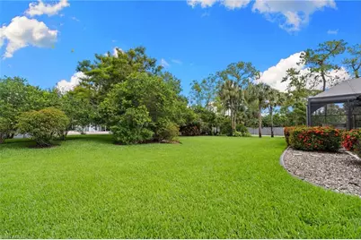 201 Perkins Dr, Naples, FL 34119 - Photo 39