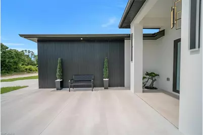 323 Lloyd Ave S, Lehigh Acres, FL 33974 - Photo 5