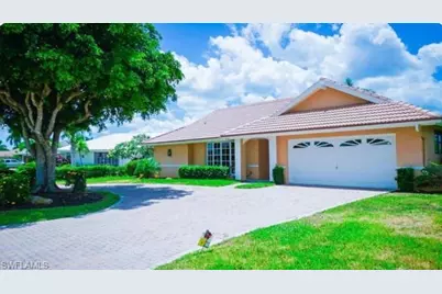 438 Torrey Pines Pt, Naples, FL 34113 - Photo 1