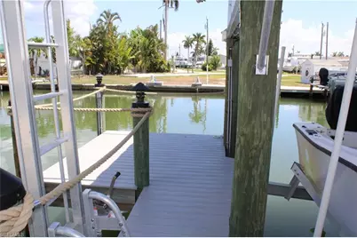3884 Plumosa Dr, Fort Myers, FL 33956 - Photo 21