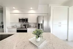 8555 Naples Heritage Dr, Naples, FL 34112 - Photo 7