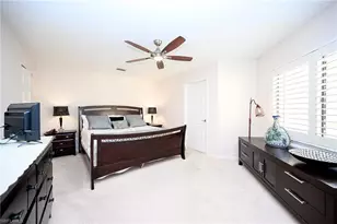 559 Beachwalk Cir, Naples, FL 34108 - Photo 19