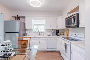 1881 Danford St, Naples, FL 34112 - Photo 7