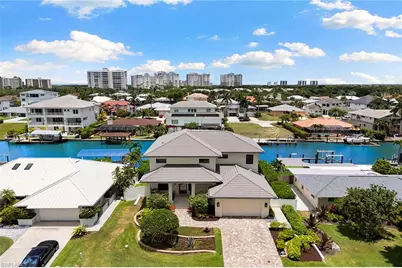 357 Egret Ave, Naples, FL 34108 - Photo 37