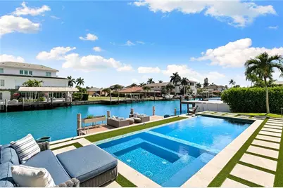357 Egret Ave, Naples, FL 34108 - Photo 15