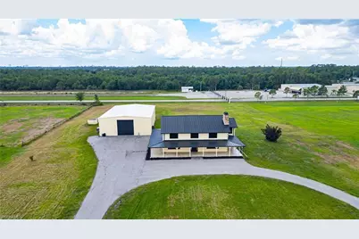 3040 Trail Dairy Cir, North Fort Myers, FL 33917 - Photo 3