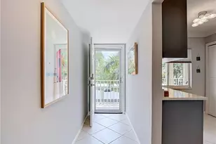 3685 Amberly Cir, Naples, FL 34112 - Photo 13