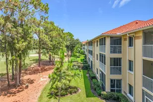 3685 Amberly Cir, Naples, FL 34112 - Photo 5