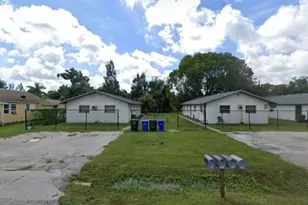 3920 Lora St, Fort Myers, FL 33916 - Photo 1