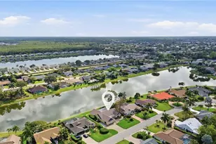 2274 Queens Way, Naples, FL 34112 - Photo 25