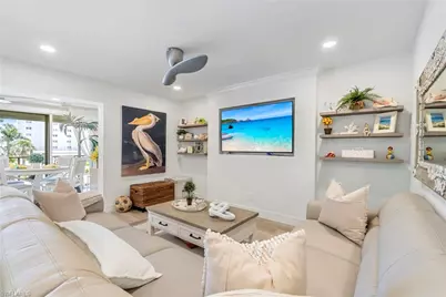 1910 Gulf Shore Blvd N #204, Naples, FL 34102 - Photo 13