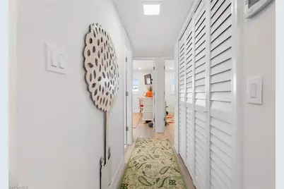 1910 Gulf Shore Blvd N #204, Naples, FL 34102 - Photo 19