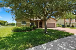 12445 Muddy Creek Ln, Fort Myers, FL 33913 - Photo 47