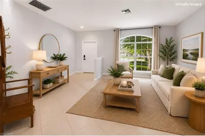 12445 Muddy Creek Ln, Fort Myers, FL 33913 - Photo 9