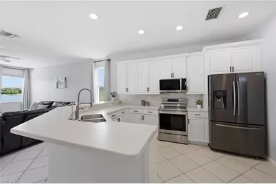 12445 Muddy Creek Ln, Fort Myers, FL 33913 - Photo 19
