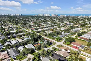 800 102nd Ave N, Naples, FL 34108 - Photo 33