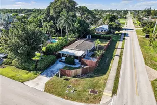 800 102nd Ave N, Naples, FL 34108 - Photo 5