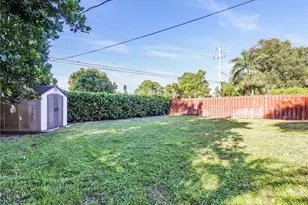 800 102nd Ave N, Naples, FL 34108 - Photo 29