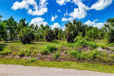 2306 56th Ave NE, Naples, FL 34120 - Photo 7