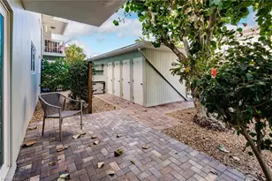 527 Broad Ave S, Naples, FL 34102 - Photo 21