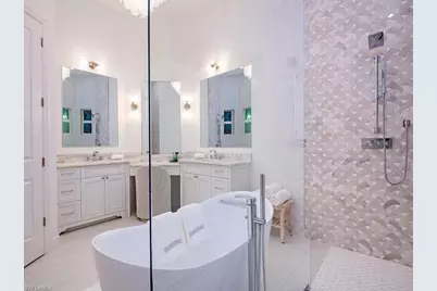 2363 Crayton Rd, Naples, FL 34103 - Photo 23