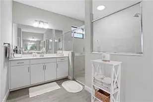 1384 Birdie Dr, Naples, FL 34120 - Photo 17