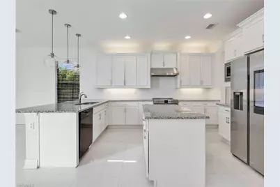 10008 Chesapeake Bay Dr, Fort Myers, FL 33913 - Photo 13