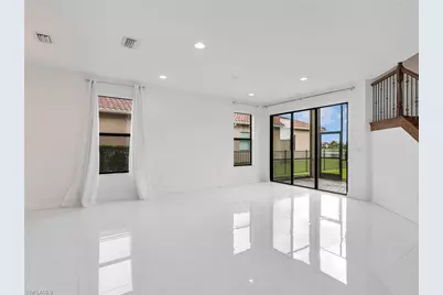 10008 Chesapeake Bay Dr, Fort Myers, FL 33913 - Photo 7