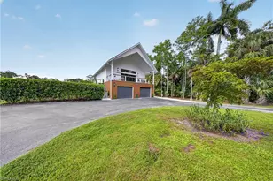 5191 Coral Wood Dr, Naples, FL 34119 - Photo 5