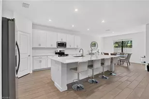 10646 Timber Creek Dr, Fort Myers, FL 33913 - Photo 5