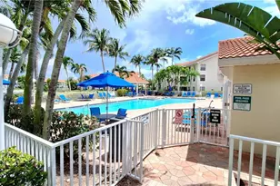 4645 St Croix Ln, Naples, FL 34109 - Photo 13