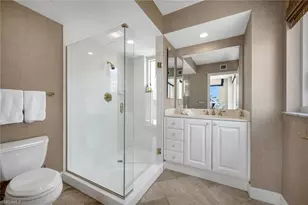 6597 Nicholas Blvd, Naples, FL 34108 - Photo 11