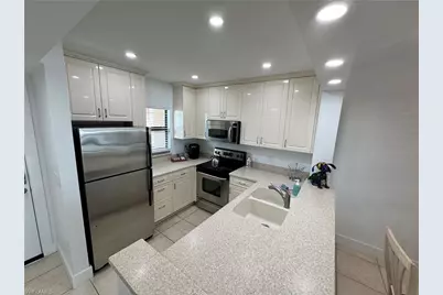 801 River Point Dr #206A, Naples, FL 34102 - Photo 5