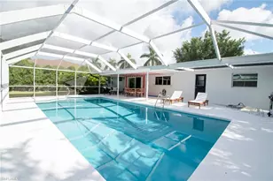 59 Wickliffe Dr, Naples, FL 34110 - Photo 1