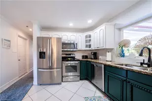 59 Wickliffe Dr, Naples, FL 34110 - Photo 7