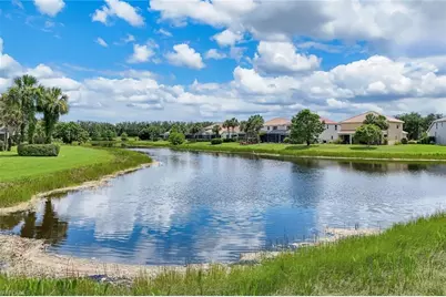 2010 Fairmont Ln, Naples, FL 34120 - Photo 23