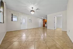 10274 Kingdom Ct, Naples, FL 34114 - Photo 3